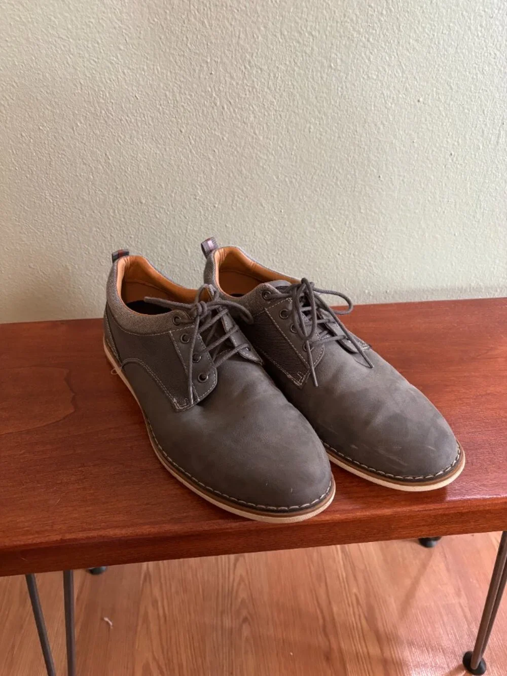 Steve Madden Grey Suede Dress Shoes